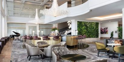 Lounge and coworking space at The Westin New Orleans.