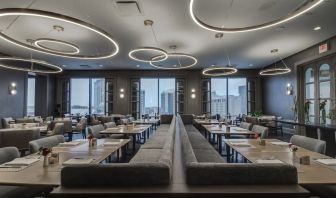 Dining area perfect for coworking at The Westin New Orleans.