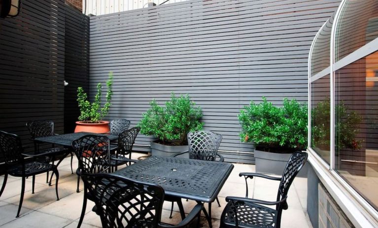 Outdoor seating at Hampton Inn Manhattan - Madison Square Garden.