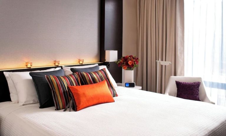 King bed at Courtyard By Marriott New York Manhattan/Central Park.