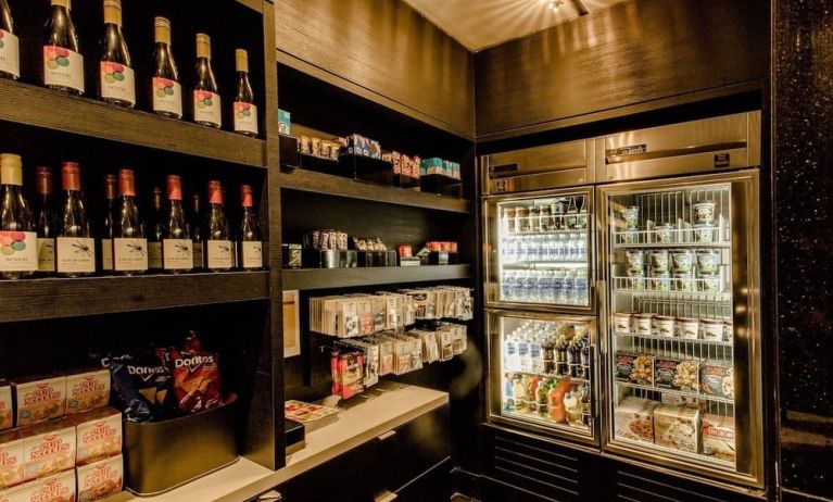 Convenience store at Courtyard By Marriott New York Manhattan/Central Park.