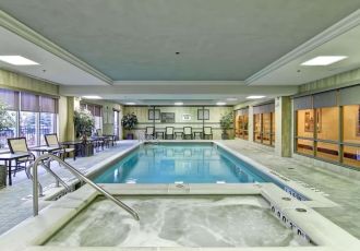 Hotel Hampton Inn And Suites Guelph image
