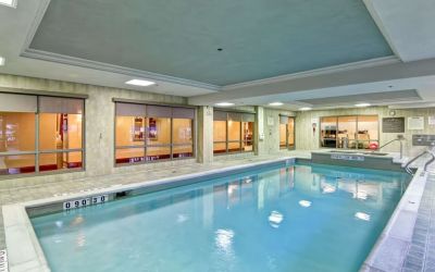 Indoor pool at Hampton Inn And Suites Guelph.
