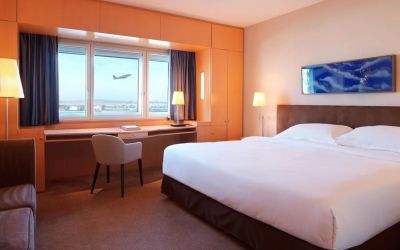 Day use room at Sheraton Paris Charles De Gaulle Airport Hotel.