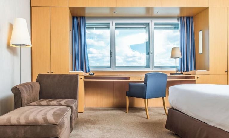 Day use room at Sheraton Paris Charles De Gaulle Airport Hotel.