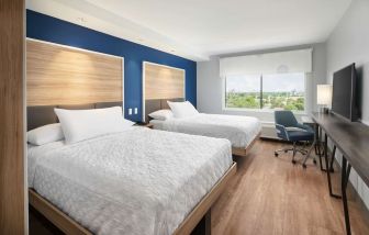 Day use room at Tru By Hilton Ft. Lauderdale Airport.