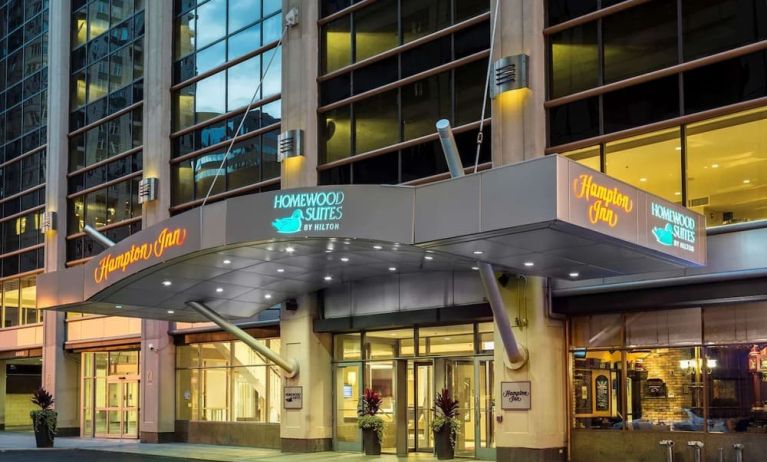 Hotel entrance at Homewood Suites By Hilton Chicago Downtown/Magnificent Mile.