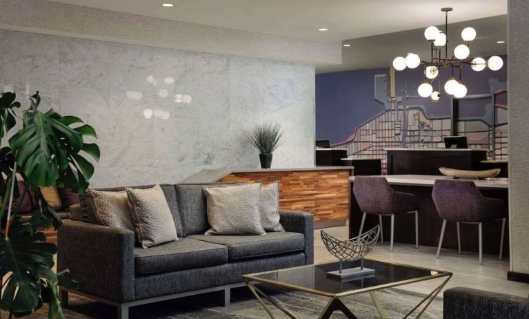 Lobby seating at Homewood Suites By Hilton Chicago Downtown/Magnificent Mile.