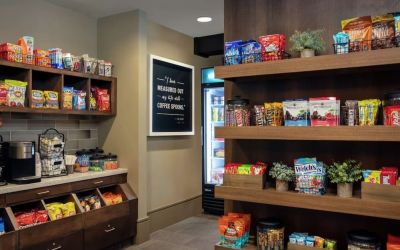 Snack bar at Hilton Garden Inn Mobile Downtown.