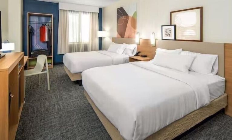 Day use room at Spark By Hilton Lexington Hamburg.