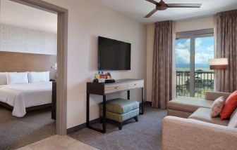 Day use room at Embassy Suites By Hilton Oahu Kapolei.