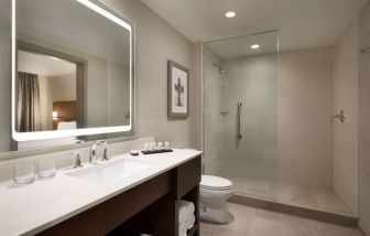 Day use room at Embassy Suites By Hilton Oahu Kapolei.