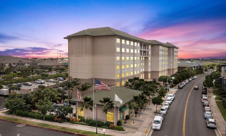 Hotel exterior at Embassy Suites By Hilton Oahu Kapolei.