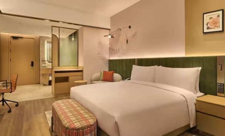 Day use room at Hilton Garden Inn Chongqing Yubei Central Park.