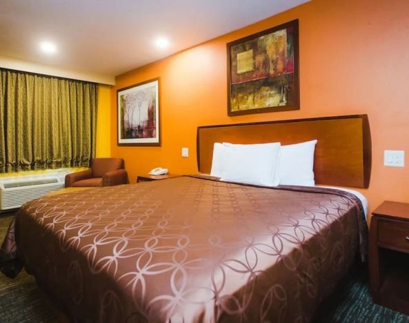 Day use room at Express Inn Gulf Bank.