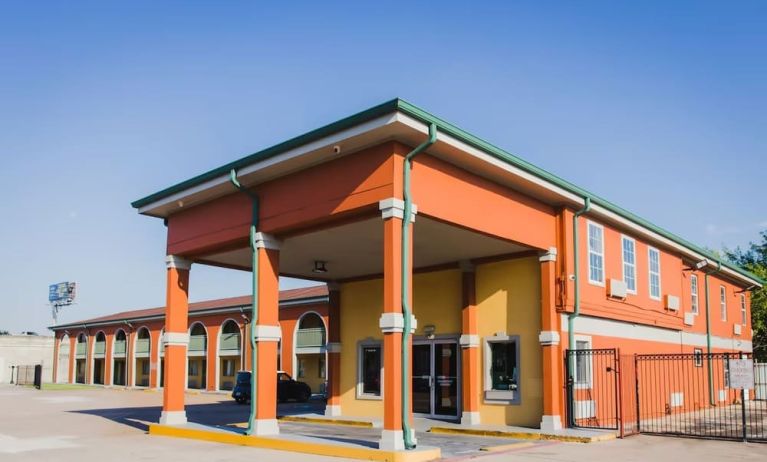 Parking available at Express Inn Gulf Bank.