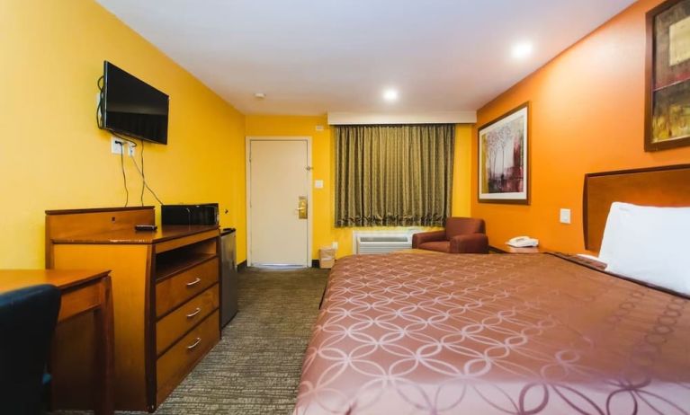 Day use room at Express Inn Gulf Bank.