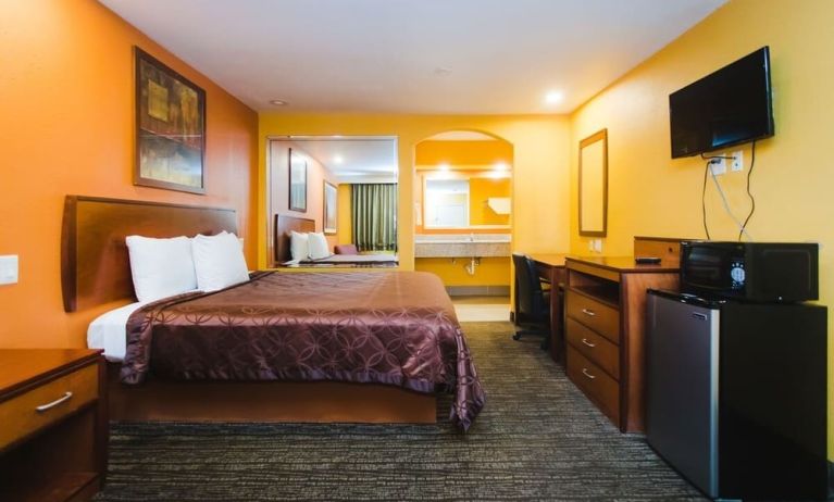 Day use room at Express Inn Gulf Bank.
