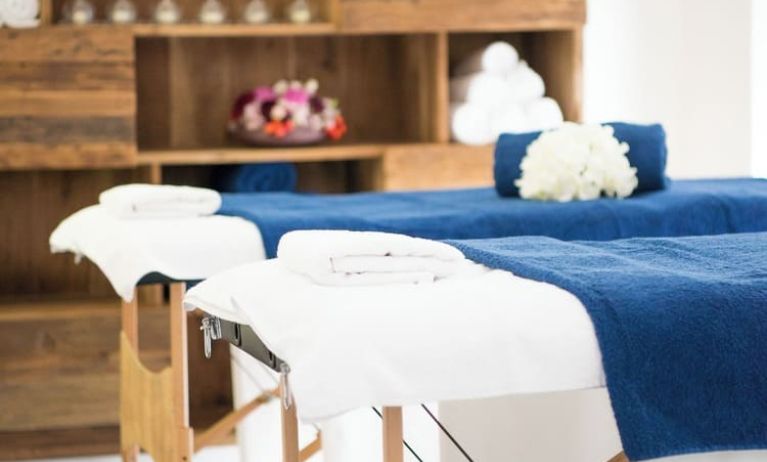 Couple treatment rooms at Splendid Hotel & Spa Nice.