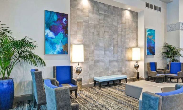 Lobby lounge area at Embassy Suites By Hilton Miami - International Airport.
