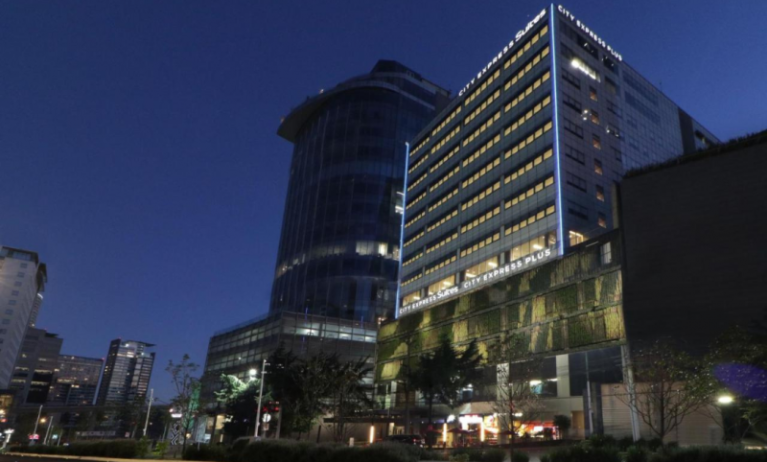 City Express Suites by Marriott Santa Fe, Mexico City