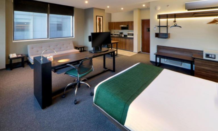 City Express Suites by Marriott Santa Fe, Mexico City