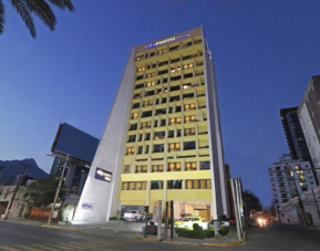 City Express Plus by Marriott Monterrey Galerías, Monterrey
