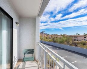 Day use room with natural light at Spark By Hilton Fountain Hills Scottsdale.