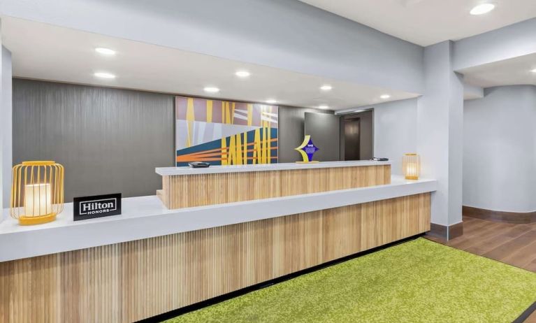 Reception desk at Spark By Hilton Fountain Hills Scottsdale.