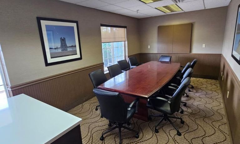 Fargo meeting room at Comfort Inn & Suites Geneva - West Chicago.