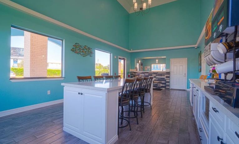 Dining and kitchen at Hotel Bliss Kemah Boardwalk.