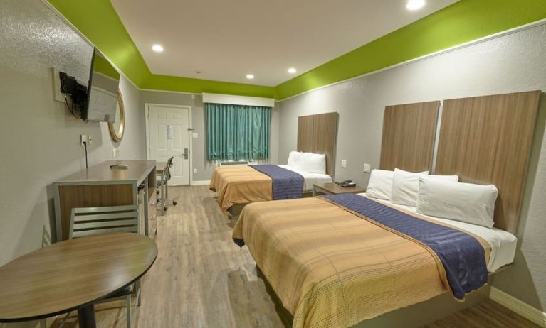 Day use room at Hotel Bliss Kemah Boardwalk.