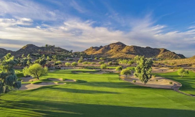 Golf course at Hilton Phoenix Tapatio Cliffs Resort.