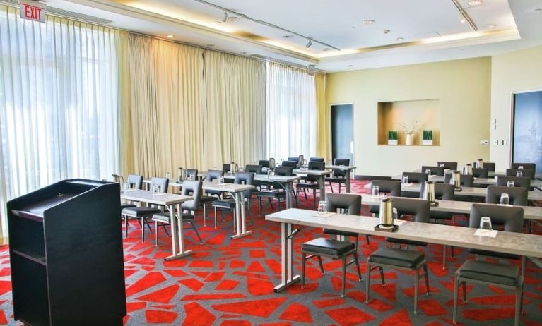 Meeting room at GALLERYone - A DoubleTree Suites By Hilton Hotel.