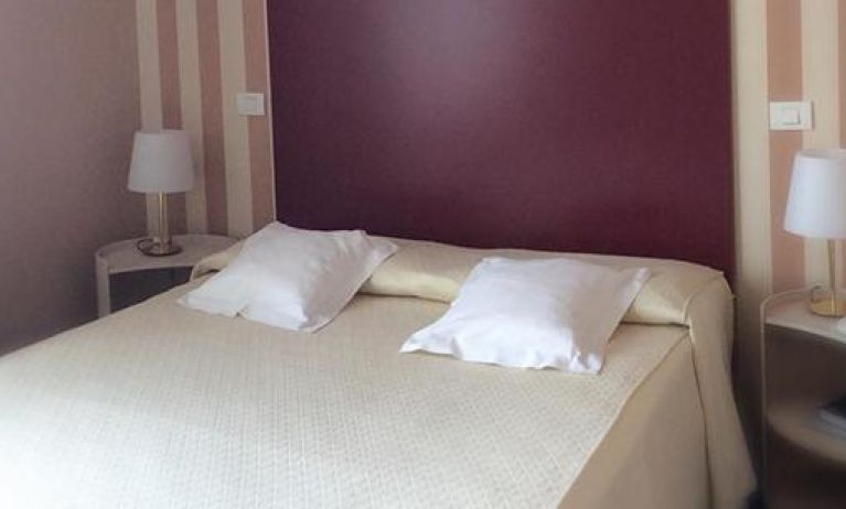 Hotel Colombia, Milan