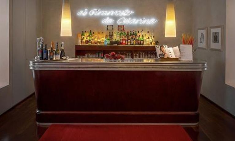 Hotel Colombia, Milan