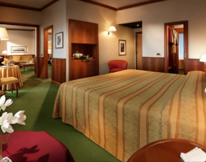 Hotel Cavour, Milan