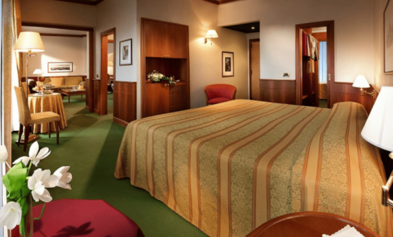 Hotel Cavour, Milan