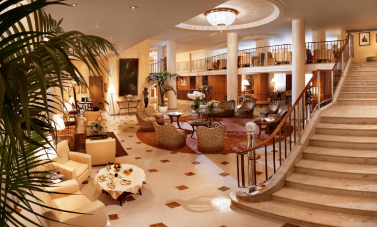 Hotel Cavour, Milan