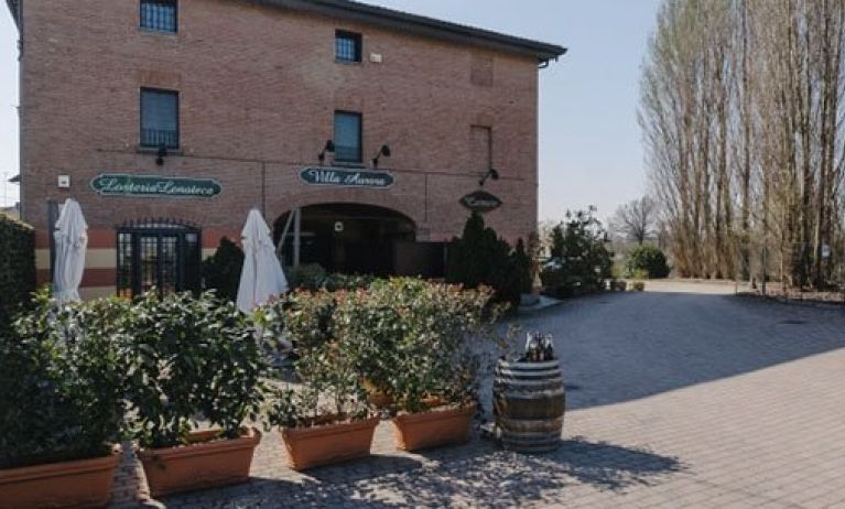 Villa Aurora, Modena