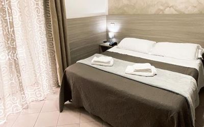 Hotel Colombo, Naples
