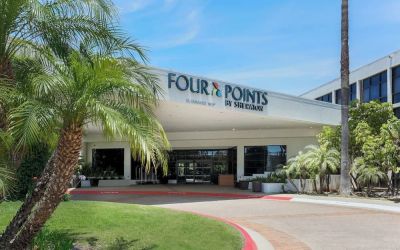 Hotel entrance at Four Points By Sheraton San Diego.
