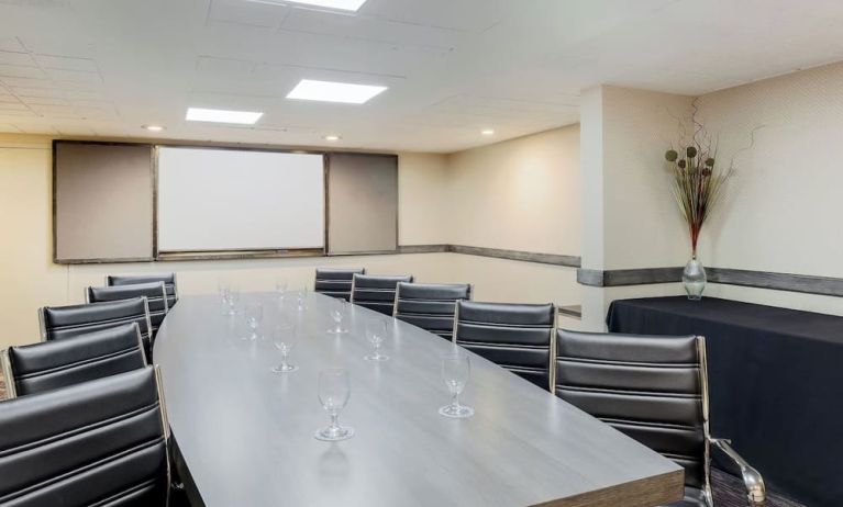 Meeting room at Four Points By Sheraton San Diego.