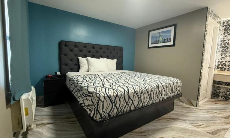Day use room at Beauty Rest Hotel, Edison.