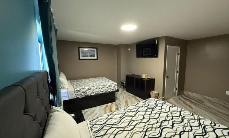 Day use room at Beauty Rest Hotel, Edison.