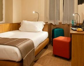 Grand Hotel Europa, Naples