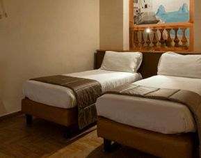 Grand Hotel Europa, Naples