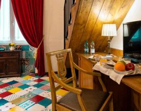 Grand Hotel Europa, Naples