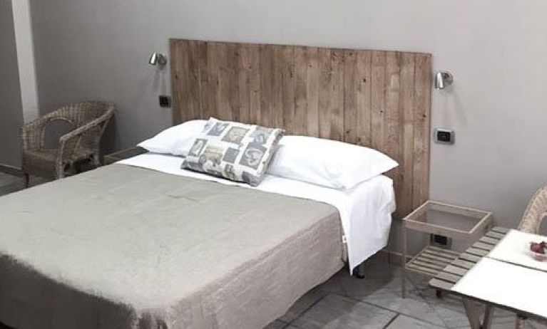 B&B Naples to live, Naples
