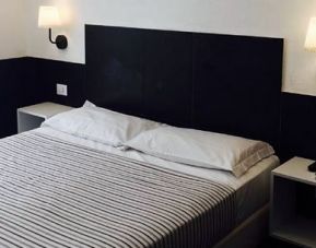 Hotel Ideal, Naples